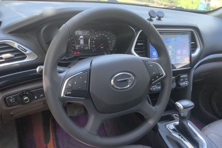 Used GAC Trumpchi GS4 2017 235T Automatic Two-Wheel Drive Elite Edition Steering Wheel