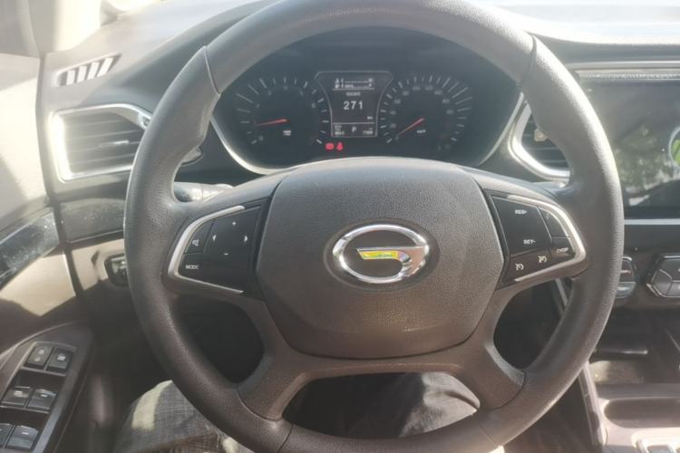 Used GAC Trumpchi GS4 2017 235T Automatic Two-Wheel Drive Elite Edition Steering Wheel