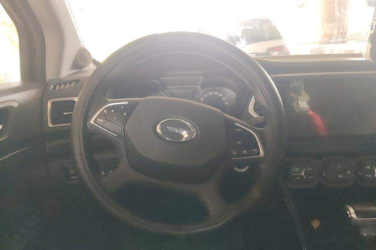 Used GAC Trumpchi GS4 2017 235T Automatic Two-Wheel Drive Elite Edition Steering Wheel