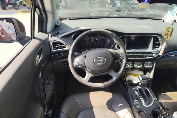 Used GAC Trumpchi GS4 2017 235T Automatic Two-Wheel Drive Luxury Smart Connectivity Version Steering Wheel
