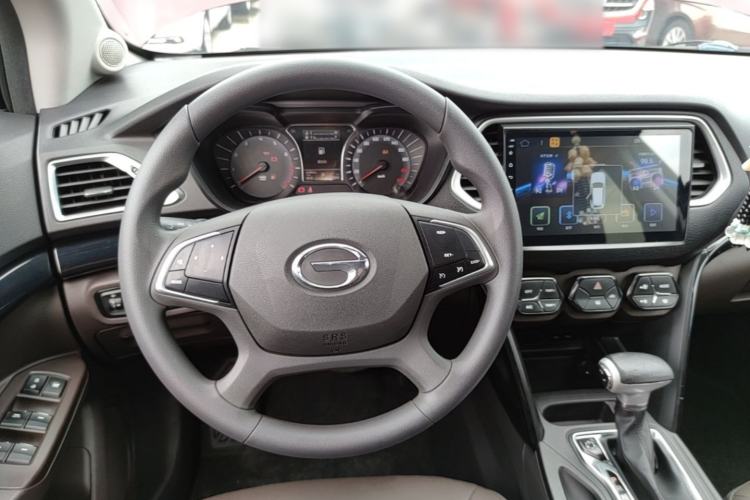 Used GAC Trumpchi GS4 2017 235T Automatic Two-Wheel Drive Elite Edition Steering Wheel