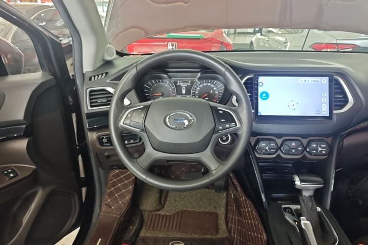 Used GAC Trumpchi GS4 2017 200T G-DCT Two-Wheel Drive Elite Edition Steering Wheel