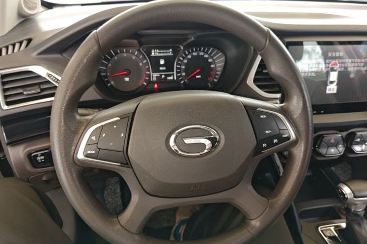 Used GAC Trumpchi GS4 2017 235T Automatic Two-Wheel Drive Elite Edition Steering Wheel