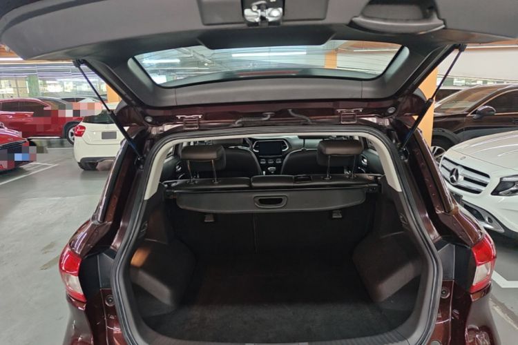 Used GAC Trumpchi GS4 2017 200T G-DCT Two-Wheel Drive Elite Edition Trunk