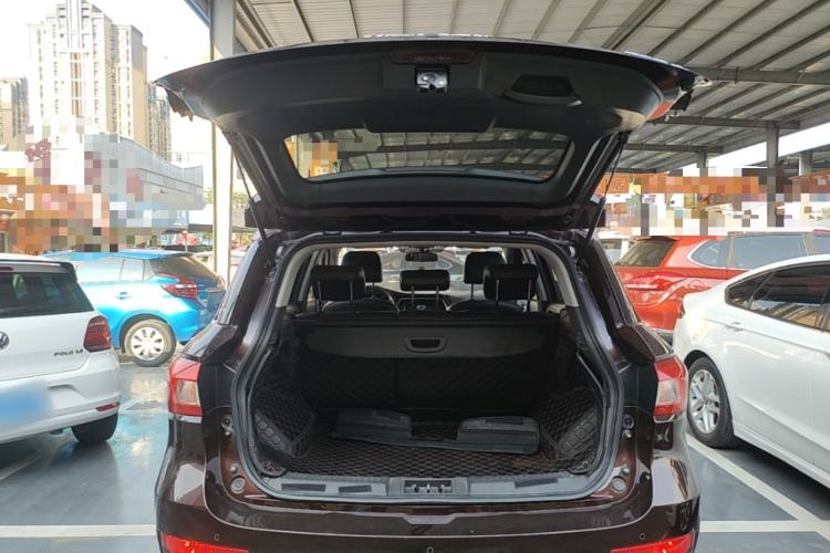 Used GAC Trumpchi GS4 2017 235T Automatic Two-Wheel Drive Elite Edition Trunk
