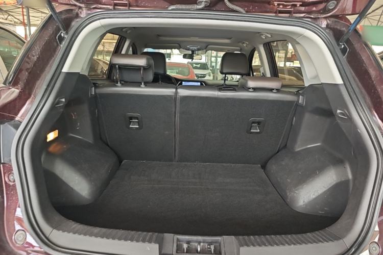 Used GAC Trumpchi GS4 2017 200T G-DCT Two-Wheel Drive Elite Edition Trunk