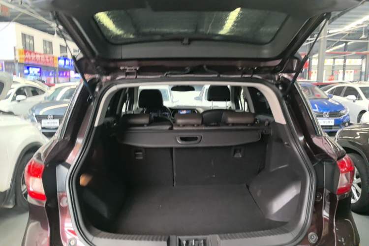 Used GAC Trumpchi GS4 2017 235T Automatic Two-Wheel Drive Luxury Smart Connectivity Version Trunk