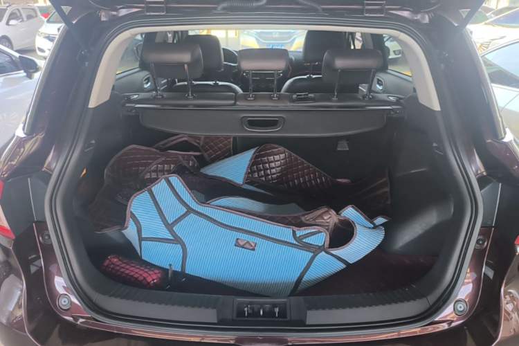 Used GAC Trumpchi GS4 2017 235T Automatic Two-Wheel Drive Luxury Smart Connectivity Version Trunk