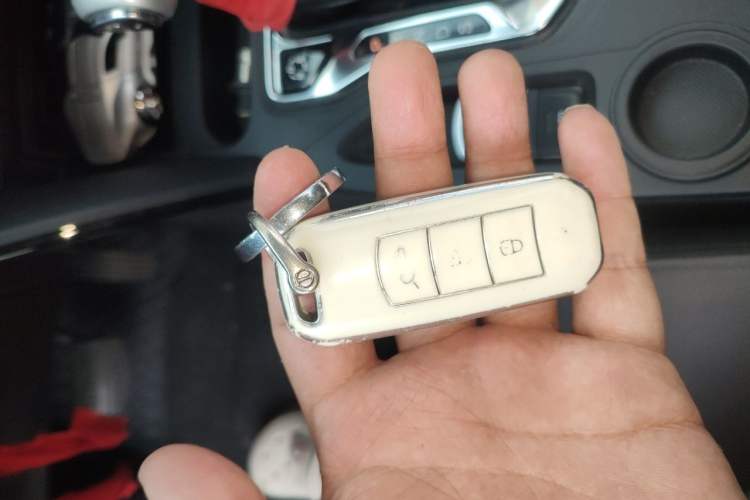 Used GAC Trumpchi GS4 2017 235T G-DCT Two-Wheel Drive Luxury Edition Vehicle Key