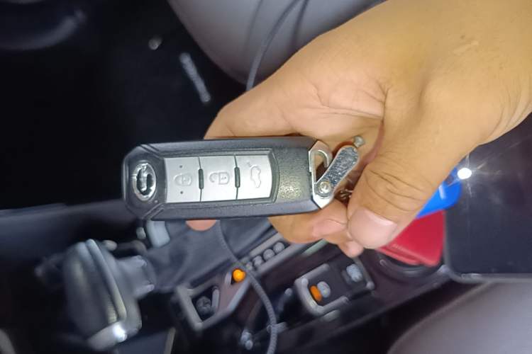 Used GAC Trumpchi GS4 2017 235T G-DCT Two-Wheel Drive Luxury Edition Vehicle Key