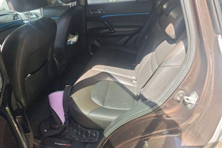 Used GAC Trumpchi GS4 2017 235T Automatic Two-Wheel Drive Elite Edition Left Rear Seat