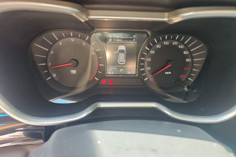 Used GAC Trumpchi GS4 2017 235T Automatic Two-Wheel Drive Elite Edition Odometer Close Up