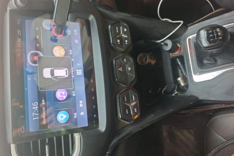 Used GAC Trumpchi GS4 2017 200T Manual Two-Wheel Drive Elite Edition Audio And AC Panel