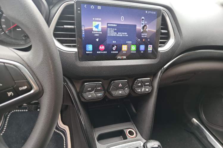 Used GAC Trumpchi GS4 2017 200T Manual Two-Wheel Drive Elite Edition Audio And AC Panel