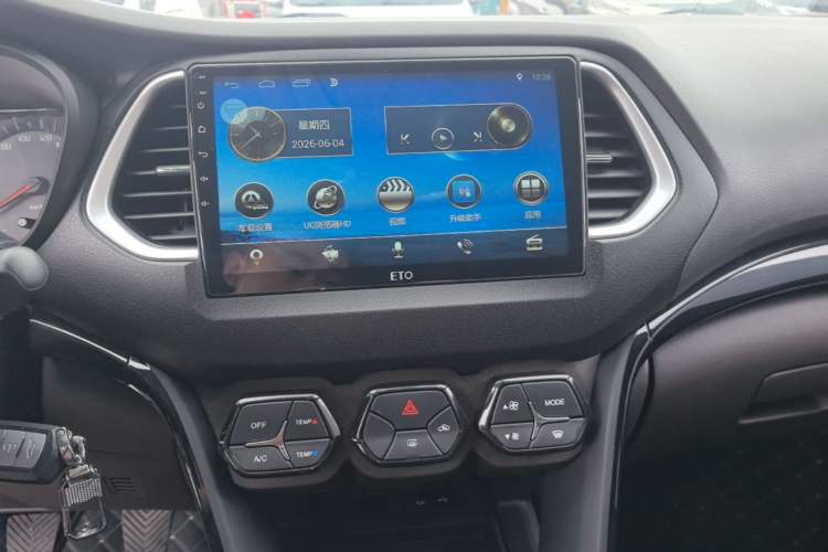 Used GAC Trumpchi GS4 2017 200T Manual Two-Wheel Drive Elite Edition Audio And AC Panel