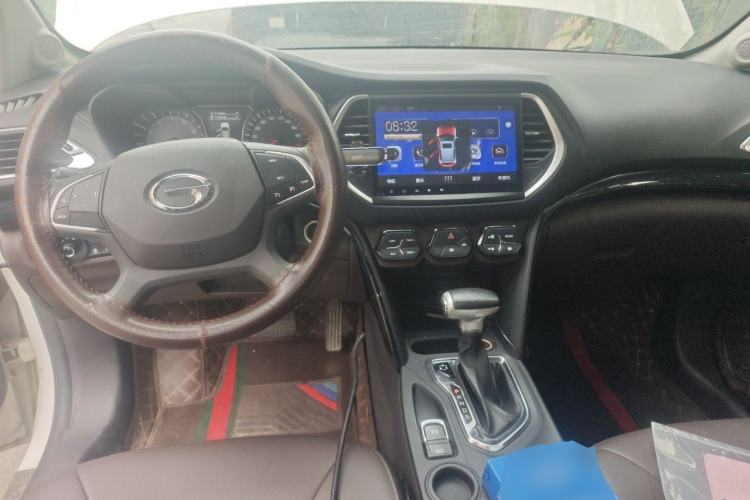 Used GAC Trumpchi GS4 2017 235T Automatic Two-Wheel Drive Elite Edition Center Console