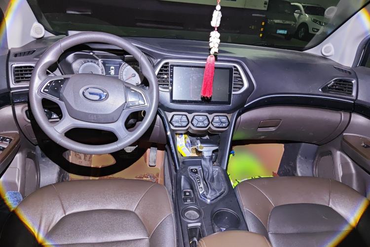 Used GAC Trumpchi GS4 2017 235T Automatic Two-Wheel Drive Elite Edition Center Console