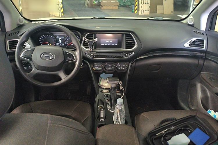 Used GAC Trumpchi GS4 2017 235T Automatic Two-Wheel Drive Elite Edition Center Console