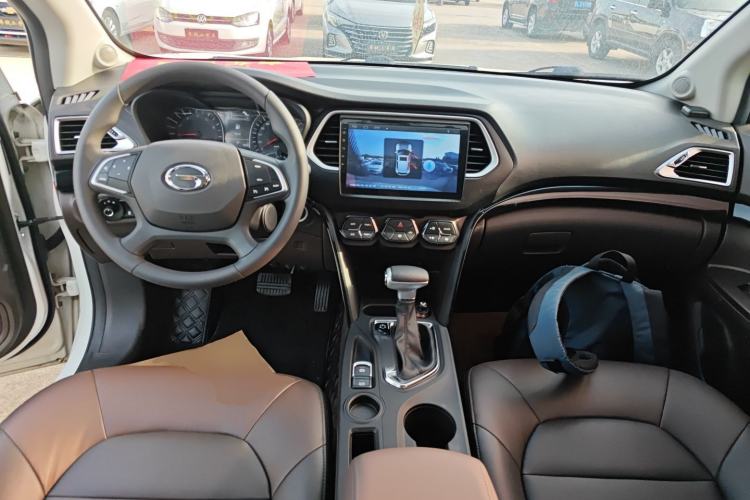 Used GAC Trumpchi GS4 2017 235T Automatic Two-Wheel Drive Elite Edition Center Console