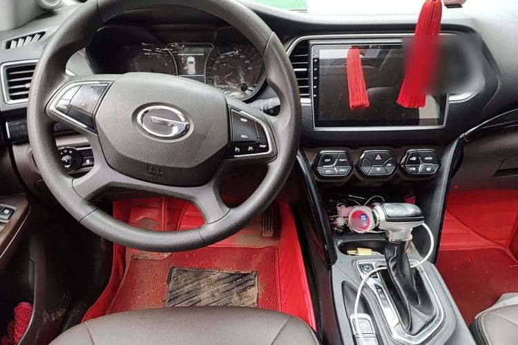 Used GAC Trumpchi GS4 2017 235T Automatic Two-Wheel Drive Elite Edition Center Console