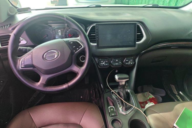 Used GAC Trumpchi GS4 2017 235T Automatic Two-Wheel Drive Elite Edition Center Console