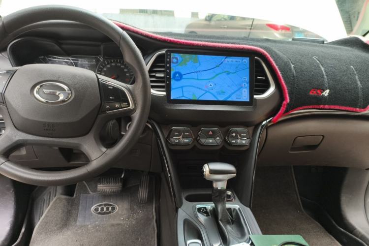 Used GAC Trumpchi GS4 2017 235T Automatic Two-Wheel Drive Elite Edition Center Console
