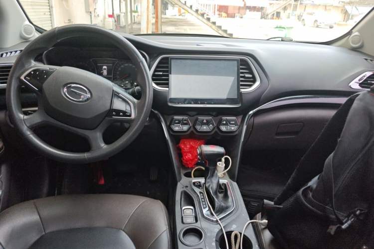 Used GAC Trumpchi GS4 2017 235T Automatic Two-Wheel Drive Elite Edition Center Console