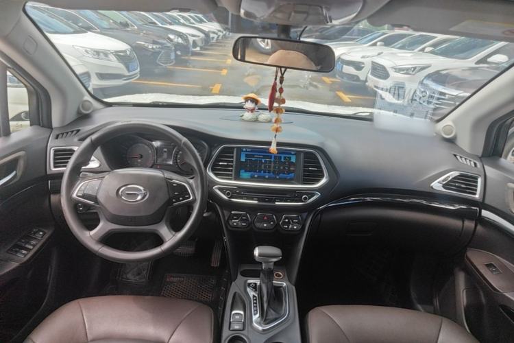 Used GAC Trumpchi GS4 2017 235T Automatic Two-Wheel Drive Elite Edition Center Console