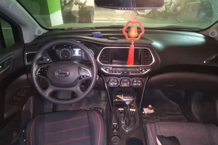 Used GAC Trumpchi GS4 2017 235T Automatic Two-Wheel Drive Elite Edition Center Console