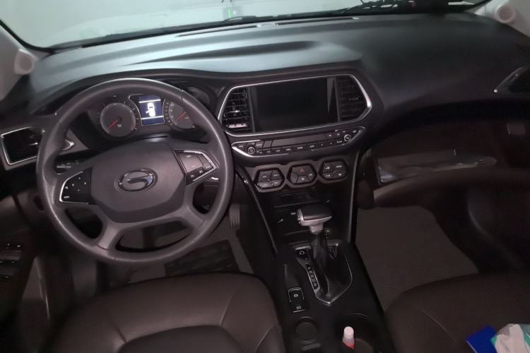 Used GAC Trumpchi GS4 2017 235T Automatic Two-Wheel Drive Elite Edition Center Console