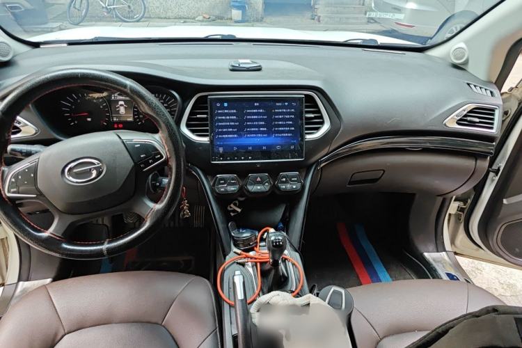 Used GAC Trumpchi GS4 2017 200T Manual Two-Wheel Drive Elite Edition Center Console