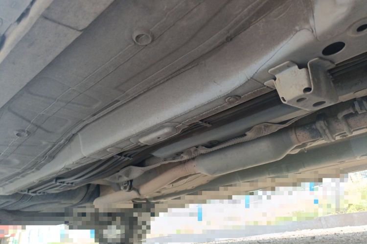 Used GAC Trumpchi GS4 2017 235T Automatic Two-Wheel Drive Elite Edition Chassis Front Right