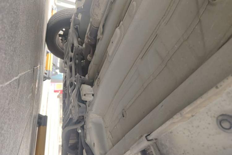Used GAC Trumpchi GS4 2017 235T G-DCT Two-Wheel Drive Elite Edition Chassis Front Right