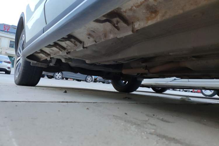 Used GAC Trumpchi GS4 2017 235T Automatic Two-Wheel Drive Luxury Smart Connectivity Version Chassis Front Right