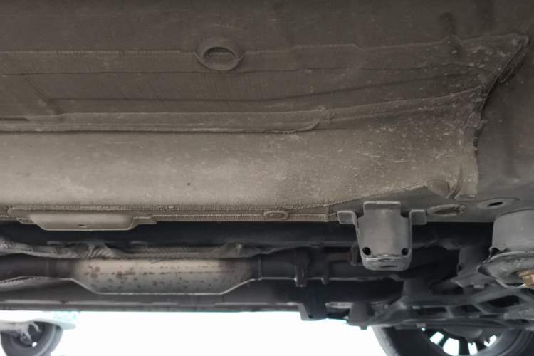 Used GAC Trumpchi GS4 2017 235T Automatic Two-Wheel Drive Elite Edition Chassis Front Right