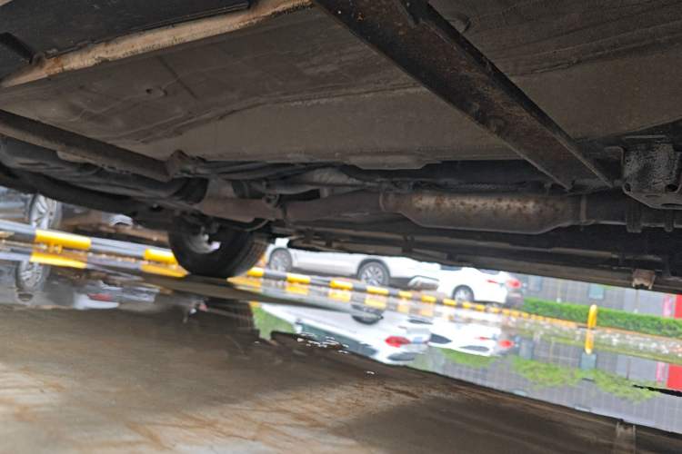 Used GAC Trumpchi GS4 2017 235T Automatic Two-Wheel Drive Elite Edition Chassis Front Right