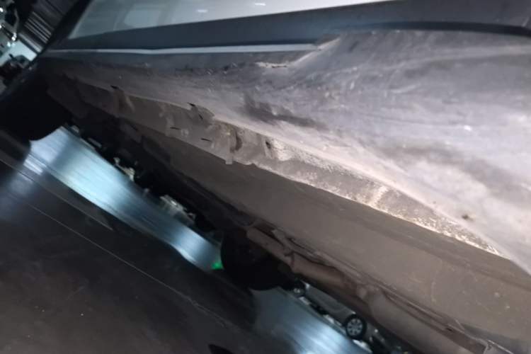 Used GAC Trumpchi GS4 2017 235T Automatic Two-Wheel Drive Elite Edition Chassis Front Right