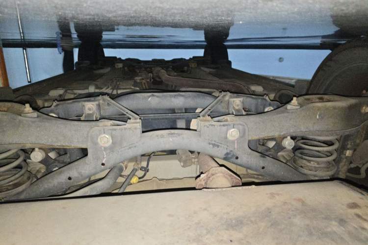 Used GAC Trumpchi GS4 2017 235T Automatic Two-Wheel Drive Elite Edition Chassis Rear