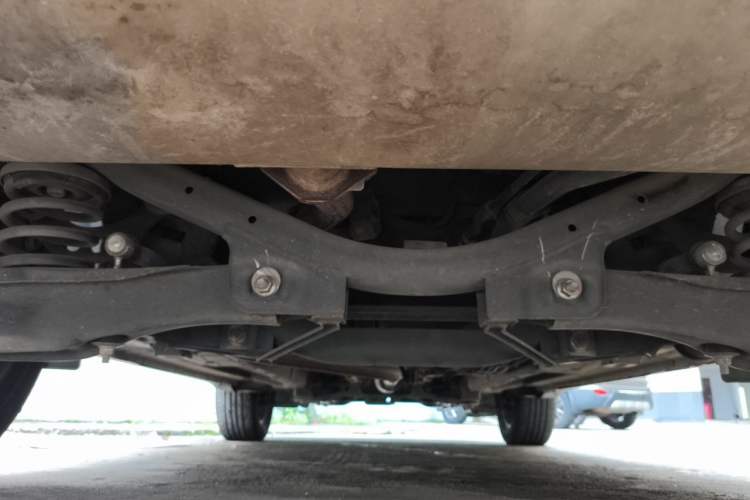 Used GAC Trumpchi GS4 2017 235T Automatic Two-Wheel Drive Elite Edition Chassis Rear