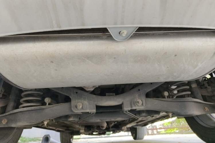 Used GAC Trumpchi GS4 2017 200T Manual Two-Wheel Drive Elite Edition Chassis Rear