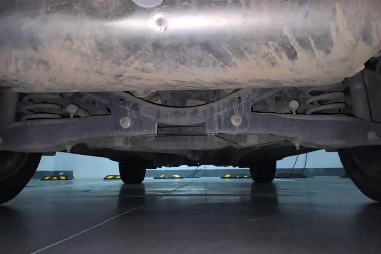 Used GAC Trumpchi GS4 2017 235T Automatic Two-Wheel Drive Elite Edition Chassis Rear