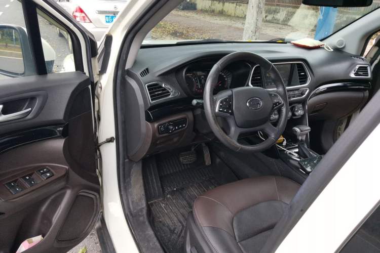 Used GAC Trumpchi GS4 2017 235T Automatic Two-Wheel Drive Luxury Smart Connectivity Version Driver Seat