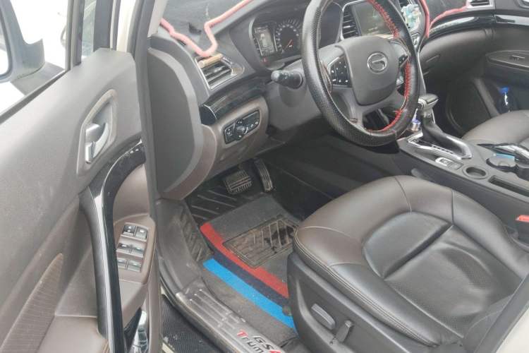 Used GAC Trumpchi GS4 2017 235T Automatic Two-Wheel Drive Luxury Smart Connectivity Version Driver Seat