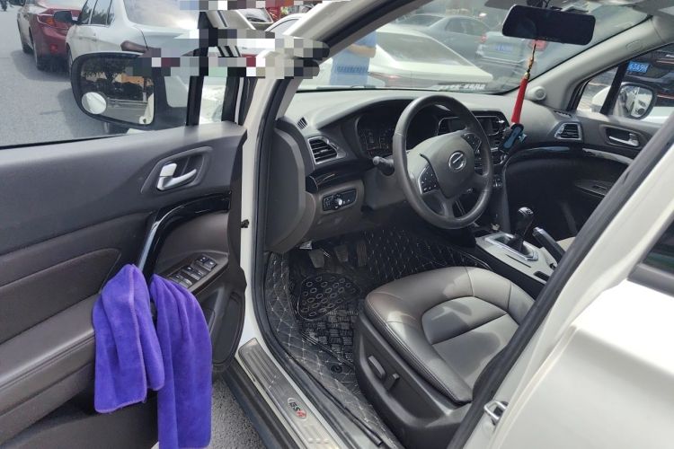 Used GAC Trumpchi GS4 2017 235T Manual Two-Wheel Drive Luxury Edition Driver Seat