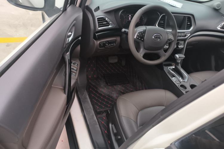 Used GAC Trumpchi GS4 2017 235T Automatic Two-Wheel Drive Luxury Smart Connectivity Version Driver Seat