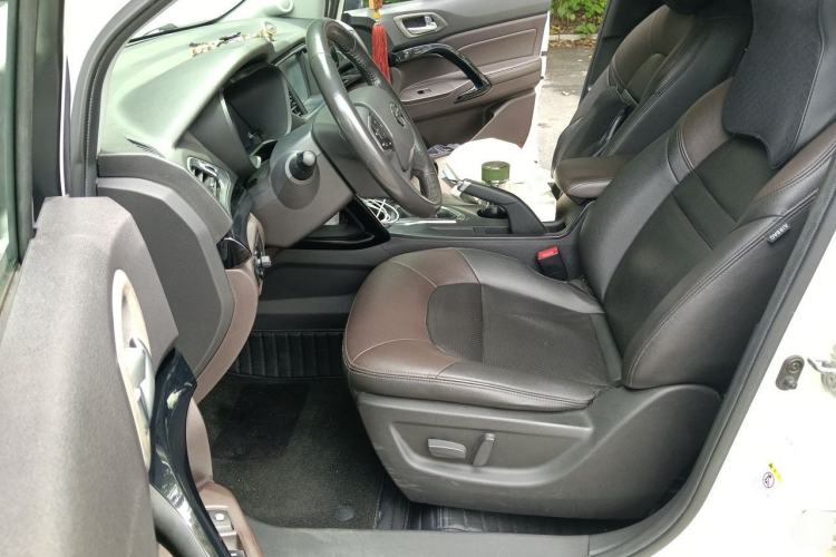 Used GAC Trumpchi GS4 2017 235T Manual Two-Wheel Drive Luxury Edition Driver Seat
