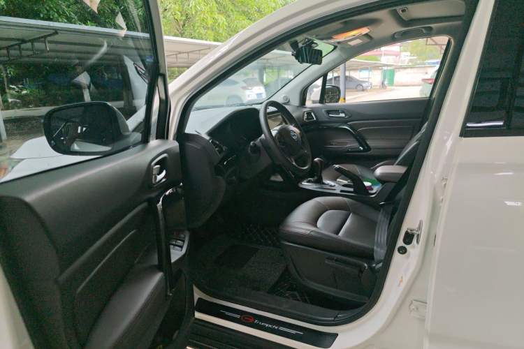Used GAC Trumpchi GS4 2017 200T Manual Two-Wheel Drive Elite Edition Driver Seat