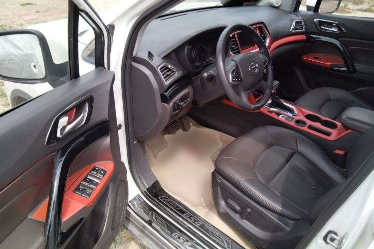Used GAC Trumpchi GS4 2017 235T Automatic Two-Wheel Drive Luxury Smart Connectivity Version Driver Seat