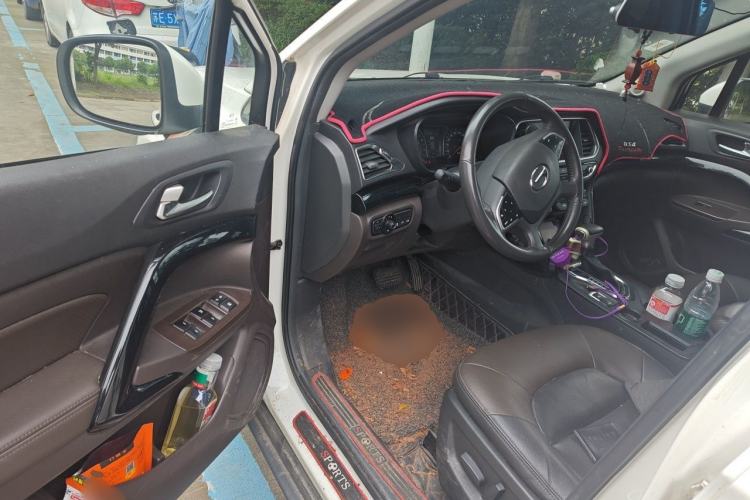 Used GAC Trumpchi GS4 2017 235T Automatic Two-Wheel Drive Luxury Smart Connectivity Version Driver Seat