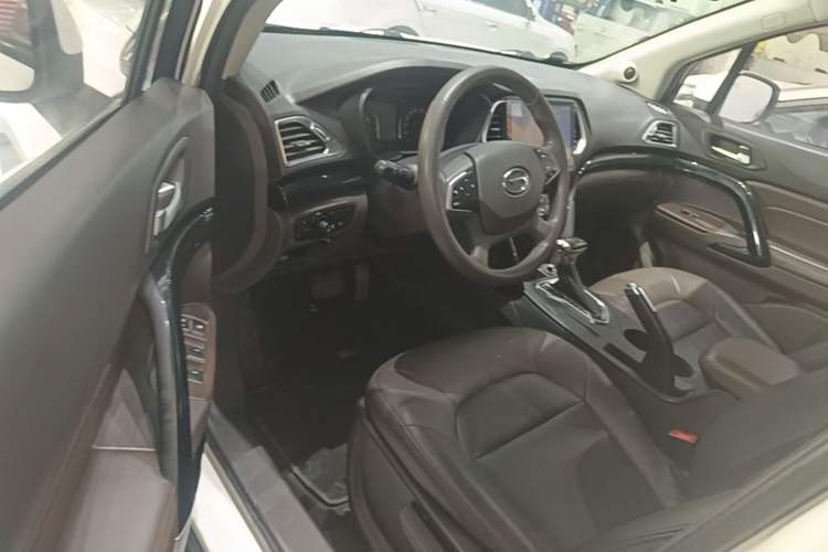 Used GAC Trumpchi GS4 2017 200T G-DCT Two-Wheel Drive Elite Edition Driver Seat